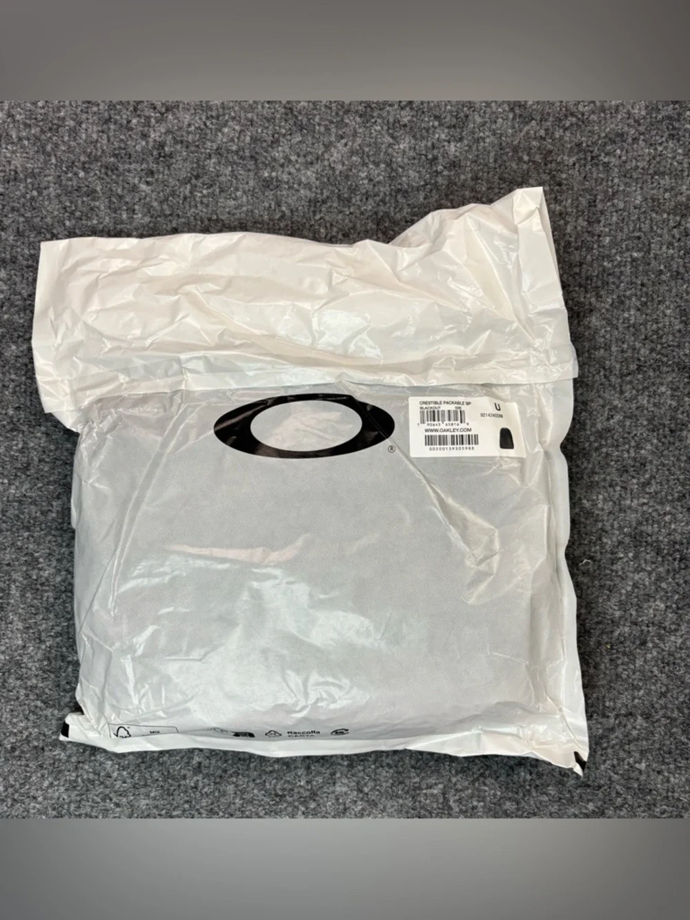 Oakley Crestible Packable Backpack Blackout New with Tags Travel Lightweight Day